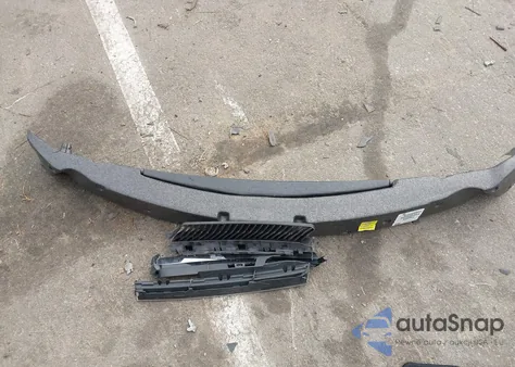 2017 Toyota Corolla Se z USA, uszkodzony, nr VIN 5YFBURHE2HP716997